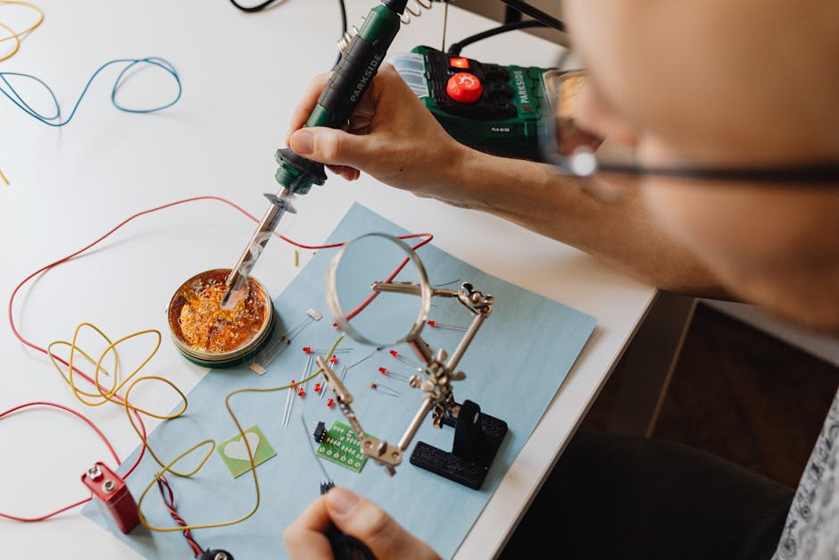RAM Zelf Maken: Een Diepe Duik in Halfgeleider Fabricage Thuis