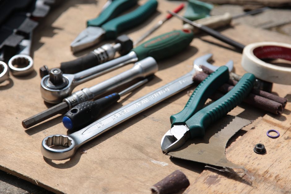 Essentiële DIY Gereedschappen voor Beginners: De Ultieme Gids